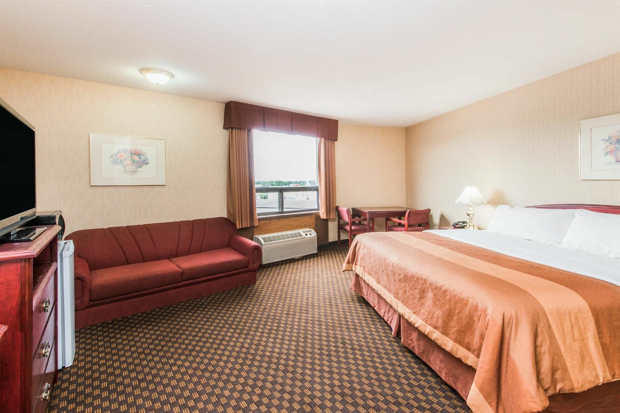 Howard Johnson By Wyndham Kitchener Conestoga Exterior photo